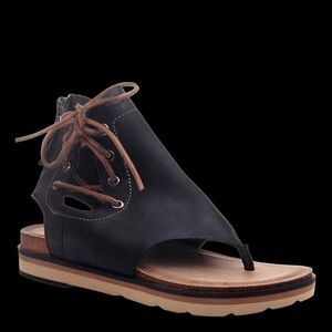OTBT Locate Black Flat Sandals